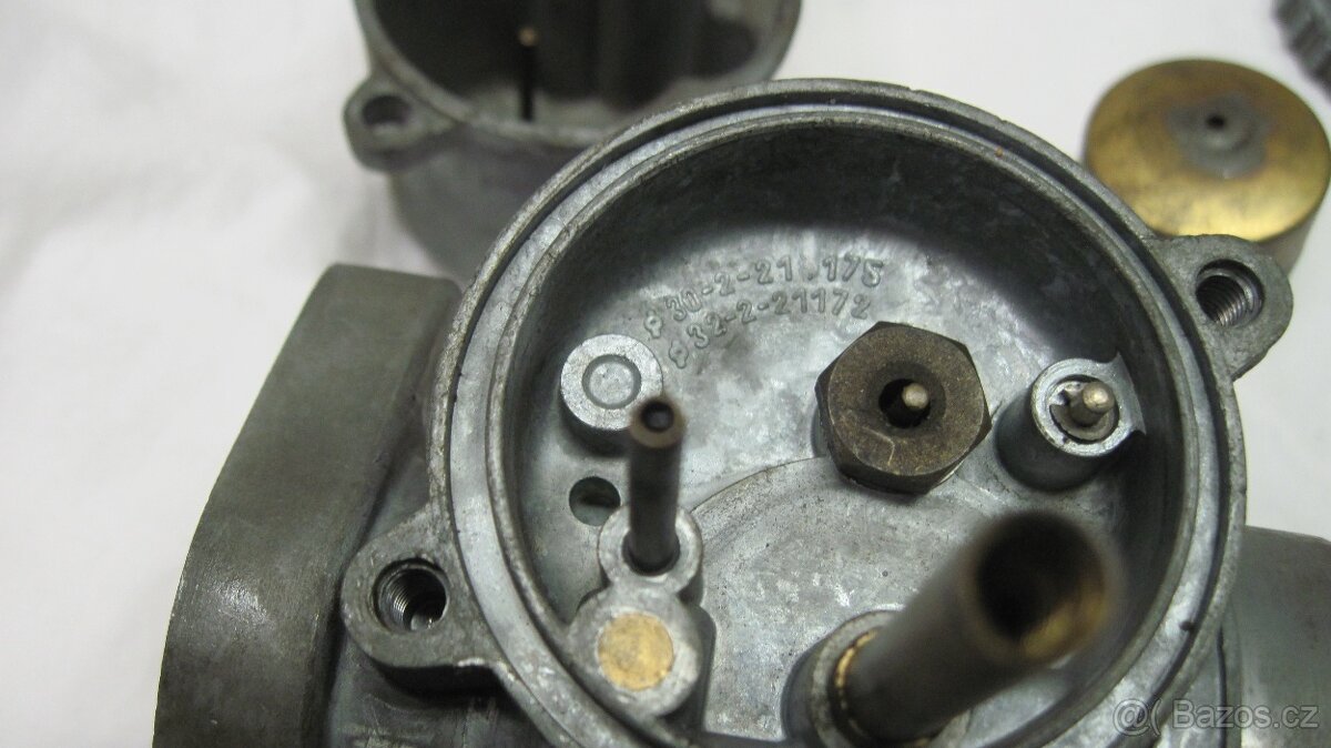 Karburátor na ČZ motokros - 3