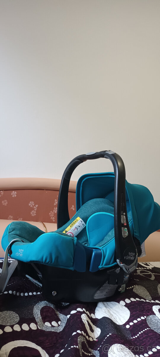 PRODÁM AUTOSEDAČKU, VAJÍČKO BRITAX ROMER - 3
