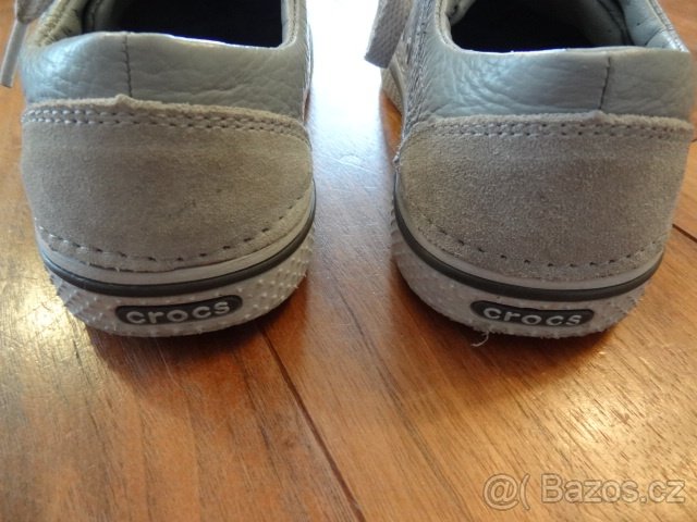 ŠEDÉ KOŽENÉ TENISKY CROCS vel. 30 - 3