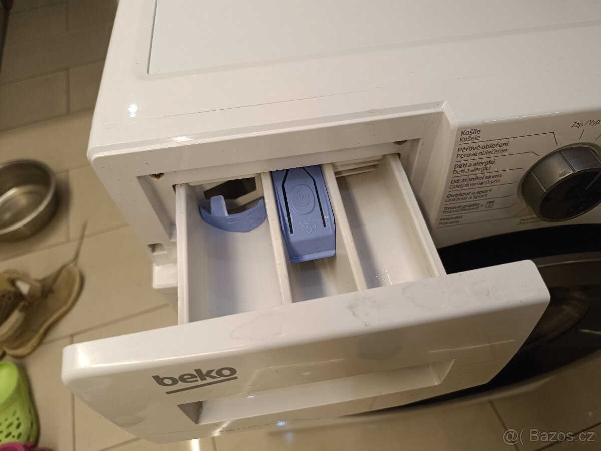 Úzká parní pračka Beko na 6 kg - 3