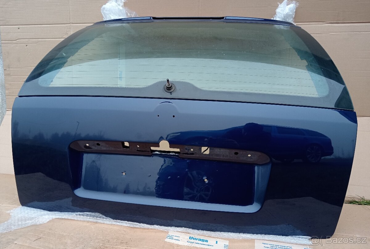 Páté dveře Škoda Octavia 1 kombi - 3