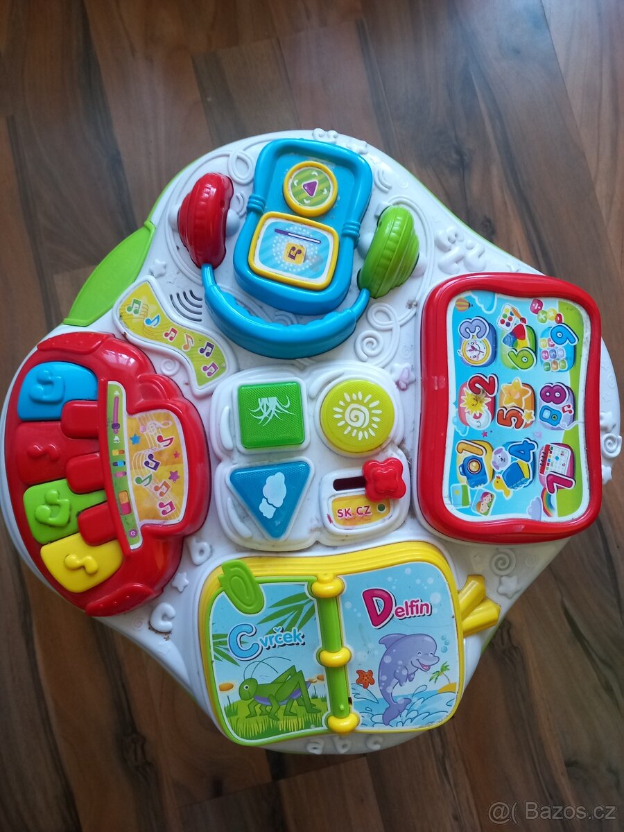 Houpací kůň + hrací stolek - 3