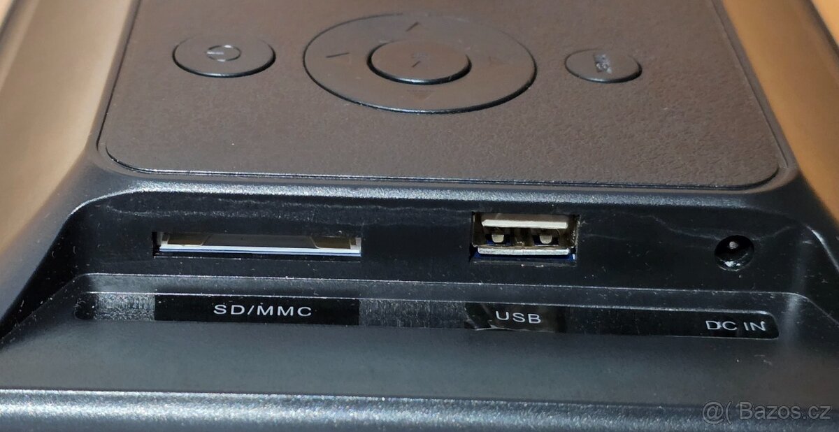 SENCOR SDF 733 W digitální fotorámeček černý - 3