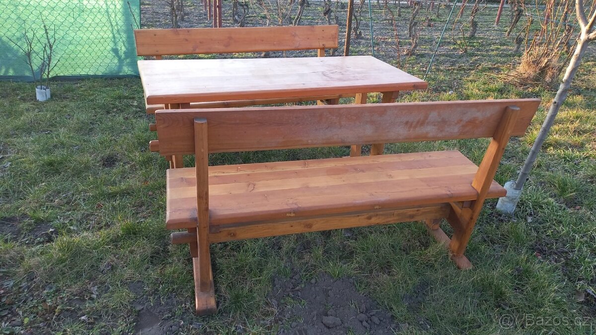 Stůl s lavicemi - 3