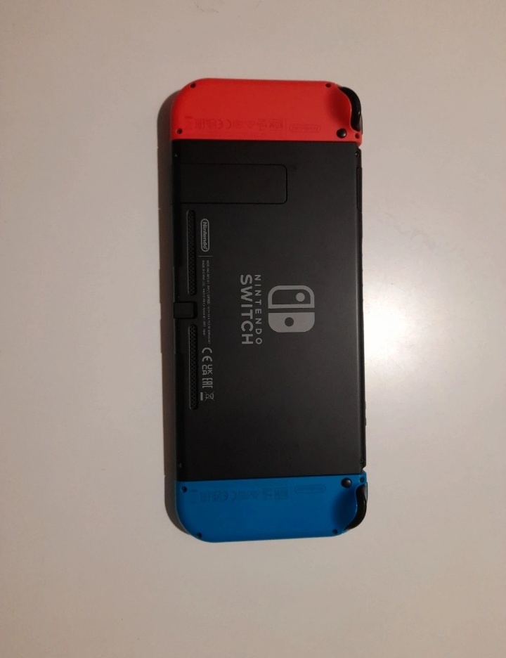 Nintendo Switch - 3