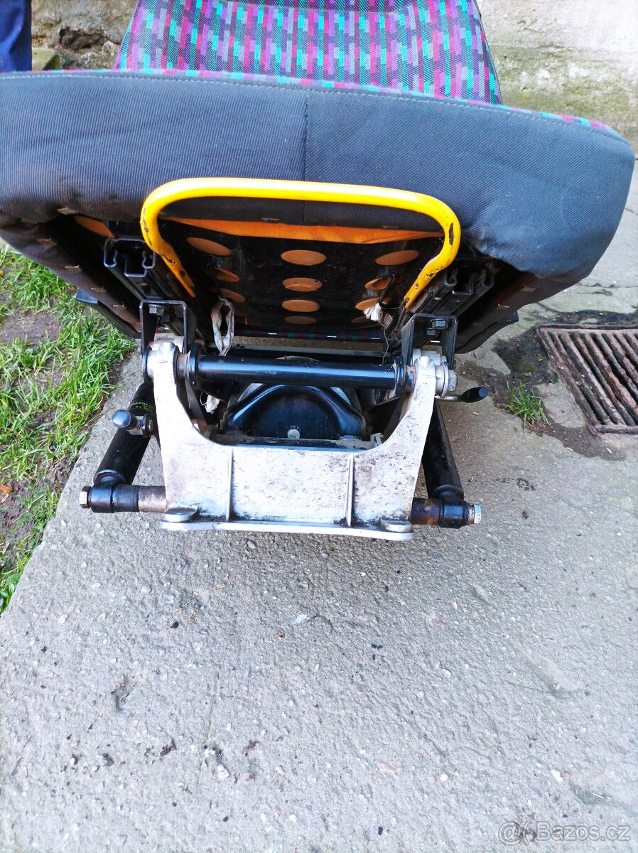 Sedačka vzduchové odpružení - 3