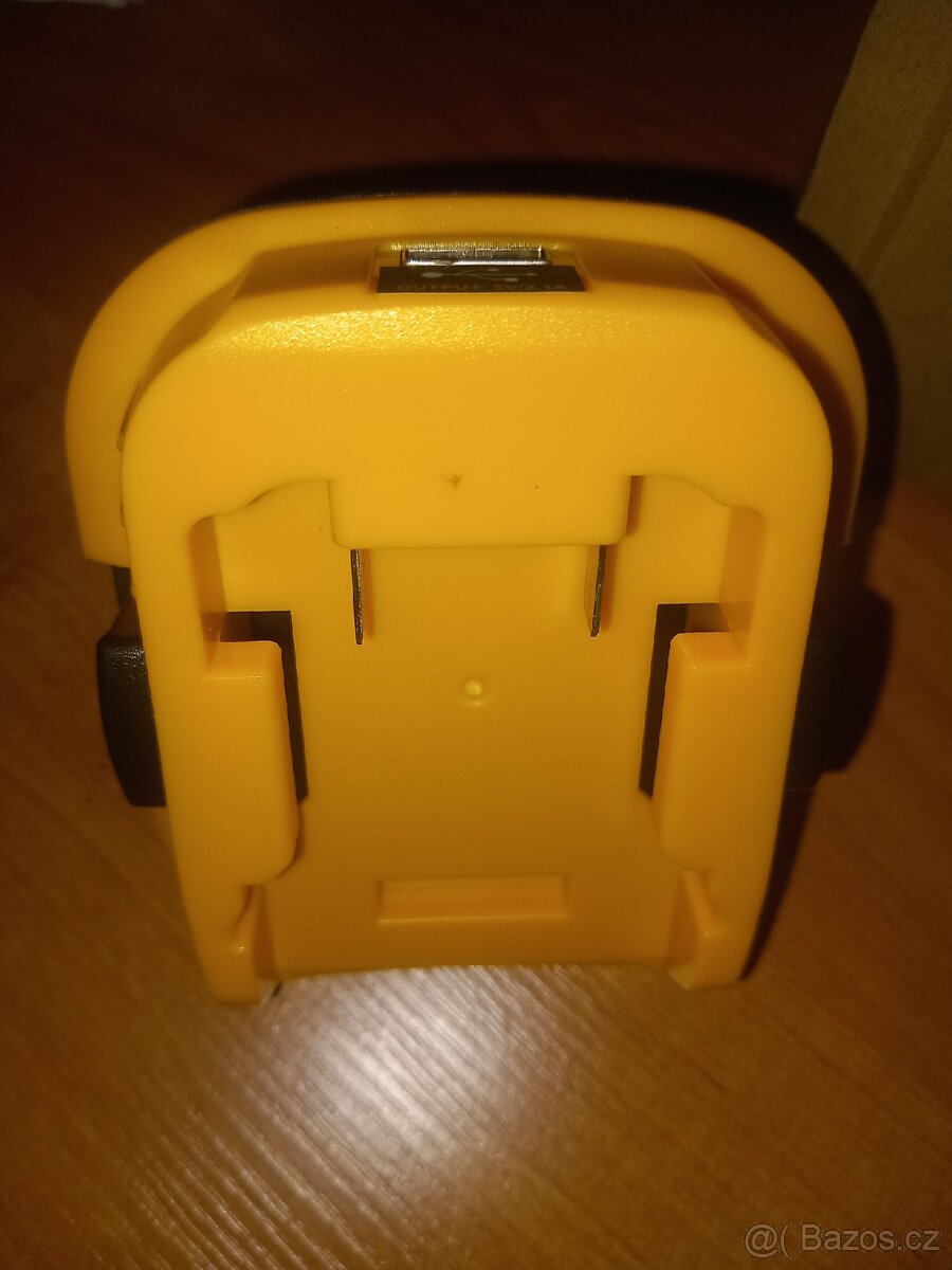 Adapter DeWalt DCA1820 z 20V na 18V - 3