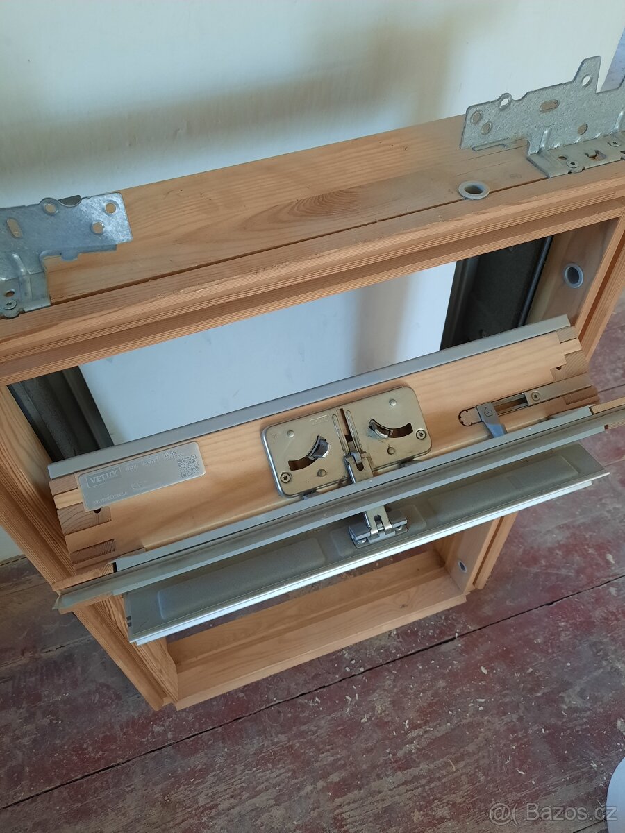 Střešní okno Velux GLL CK02 - 3