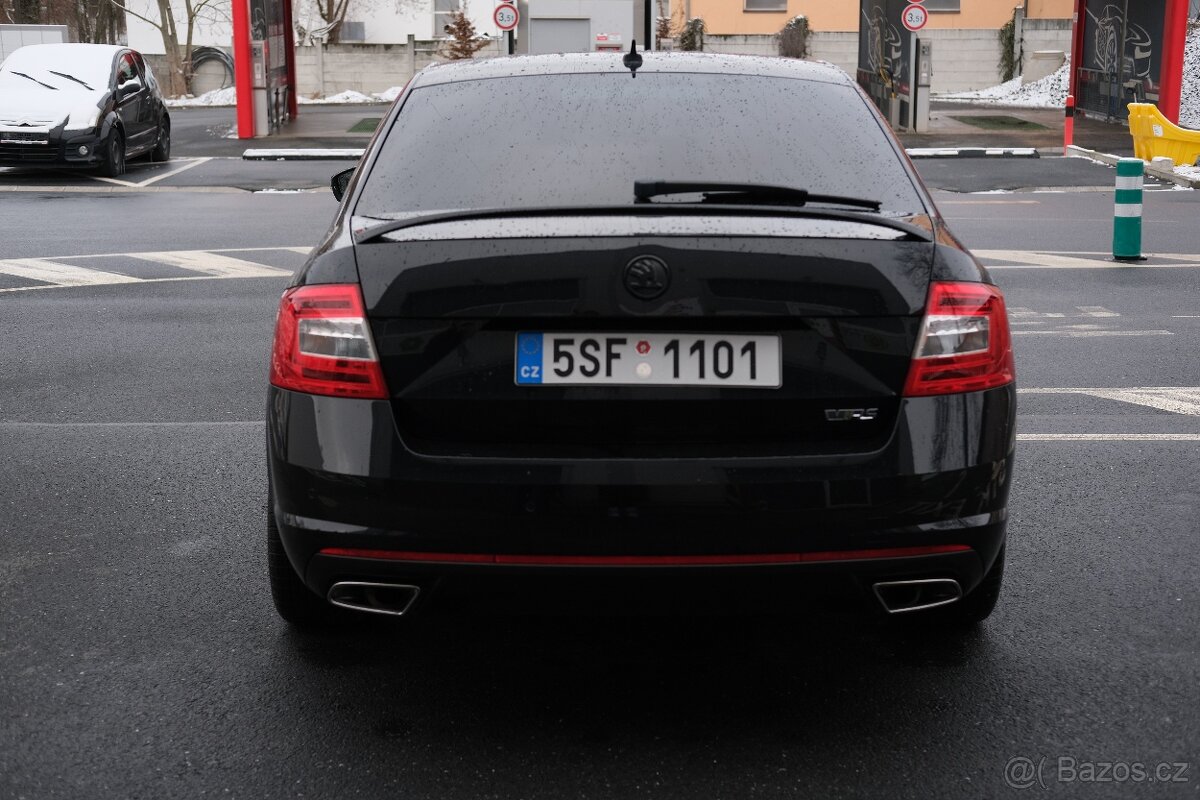 Škoda Octavia 3 RS 2.0 TSI 221 kW - 3