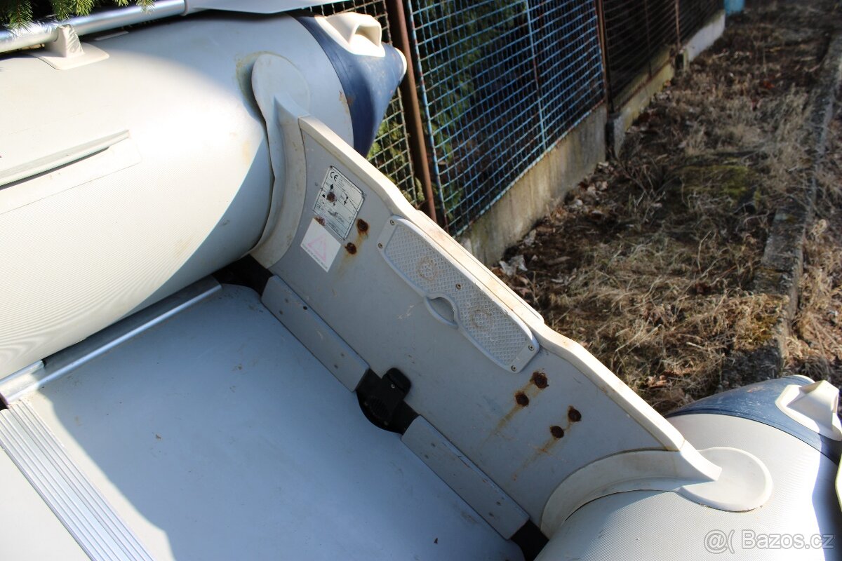 Prodám gumový člun - 3