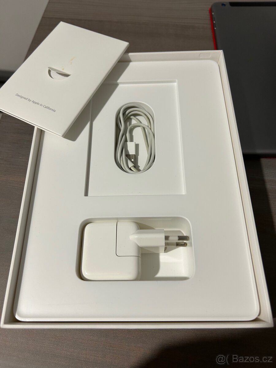 Apple iPad Air 128GB WiFi + Cellular + Smart Cover + stylus - 3