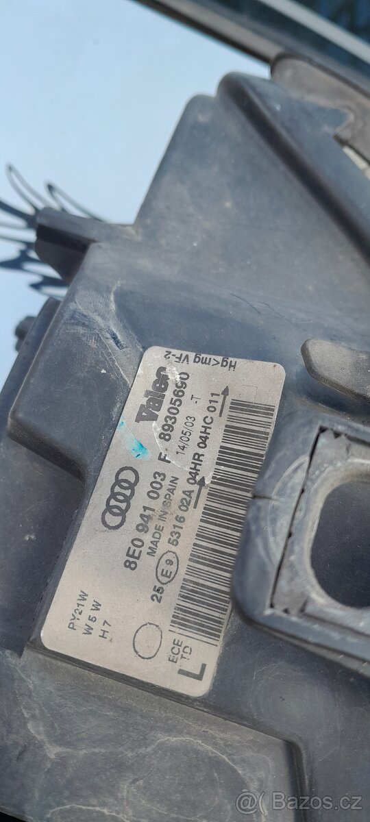 Světla Audi A4 B6 - 3