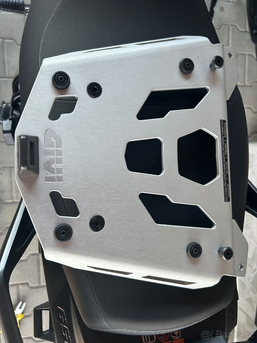 Plotna GIVI - 3