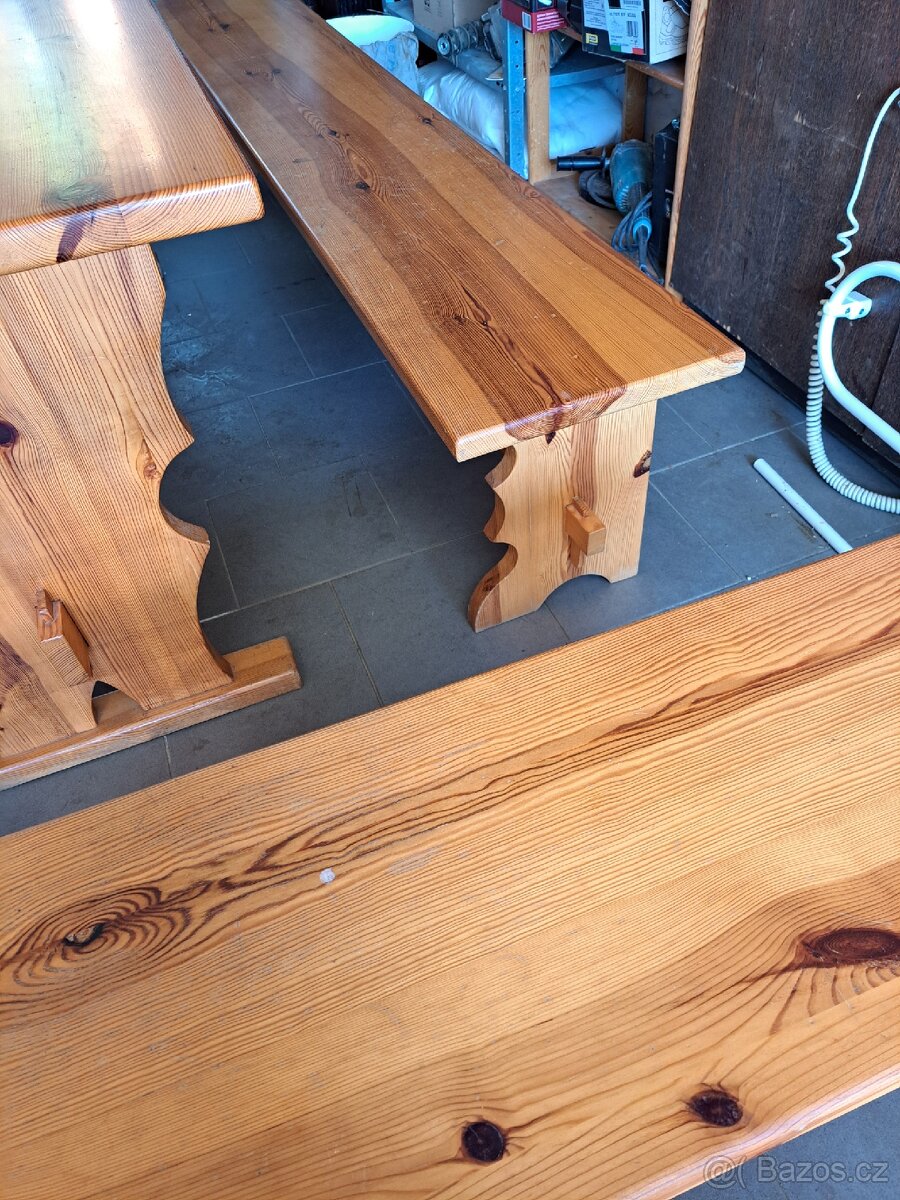 Jídelní stůl z masivu + 3 židle a 2 lavice - 3