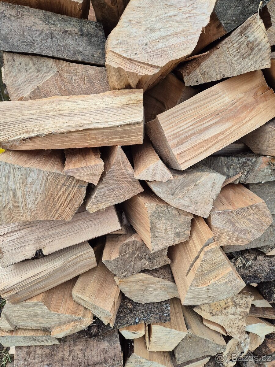 Prodám palivové dřevo Ideální do KRBU SUCHÉ, BEZ KŮRY TBRDÉ - 3