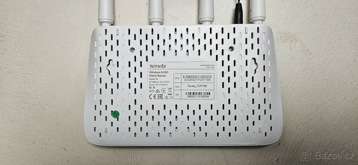 WiFi router Tenda F6 - Wireless N300 - 3