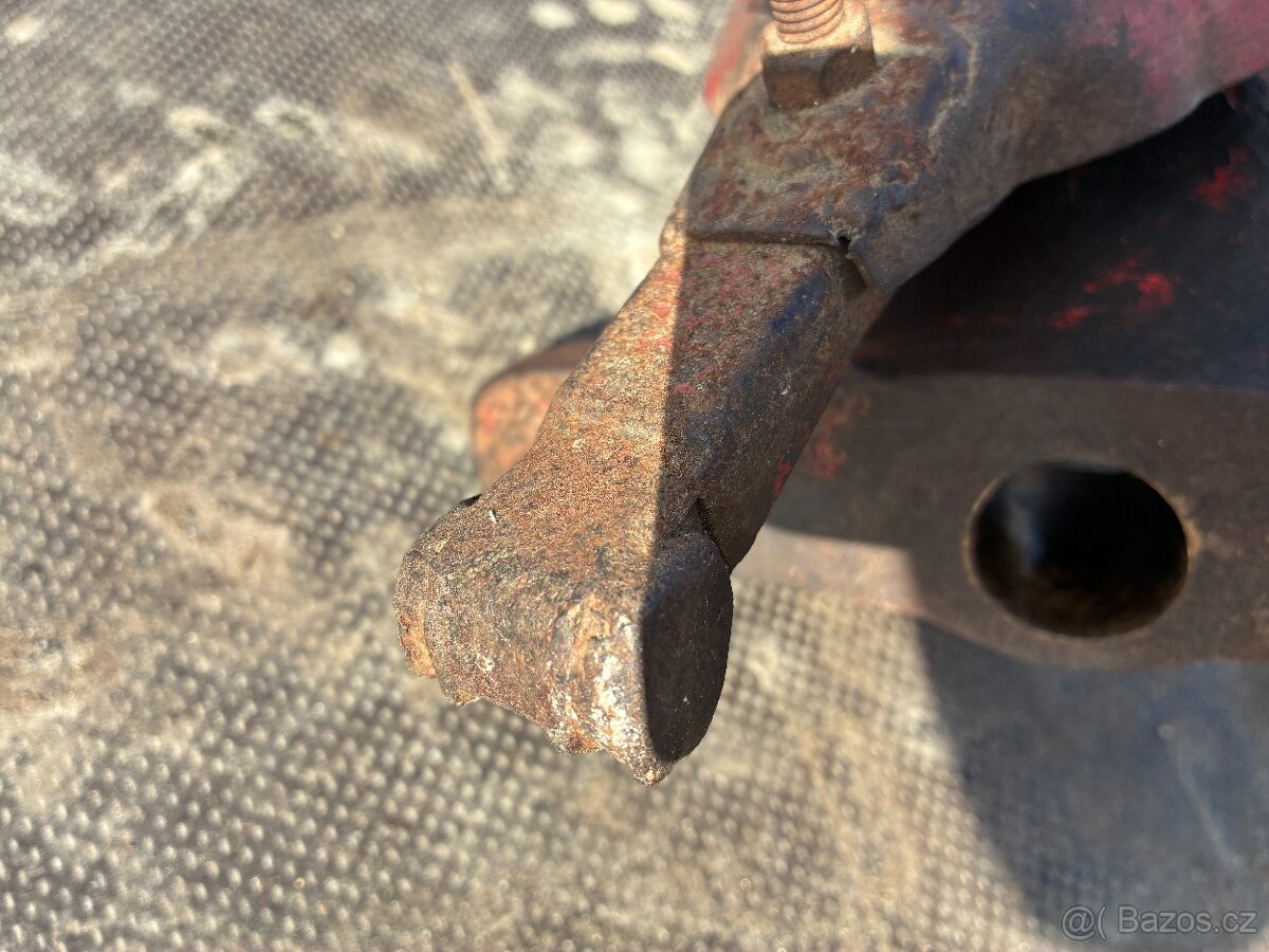 MF 70 - náhon kosy - 3