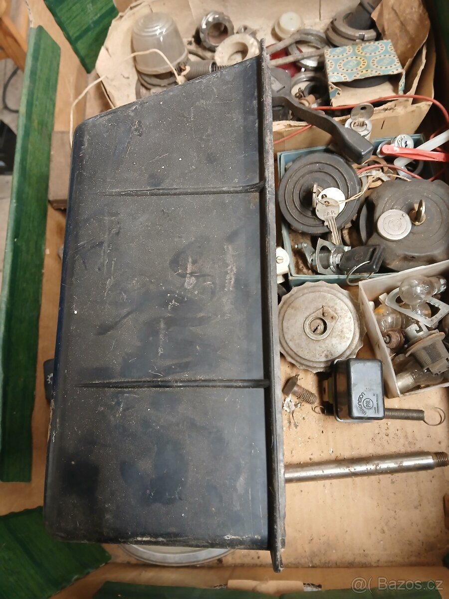 Díly Škoda různé - 3