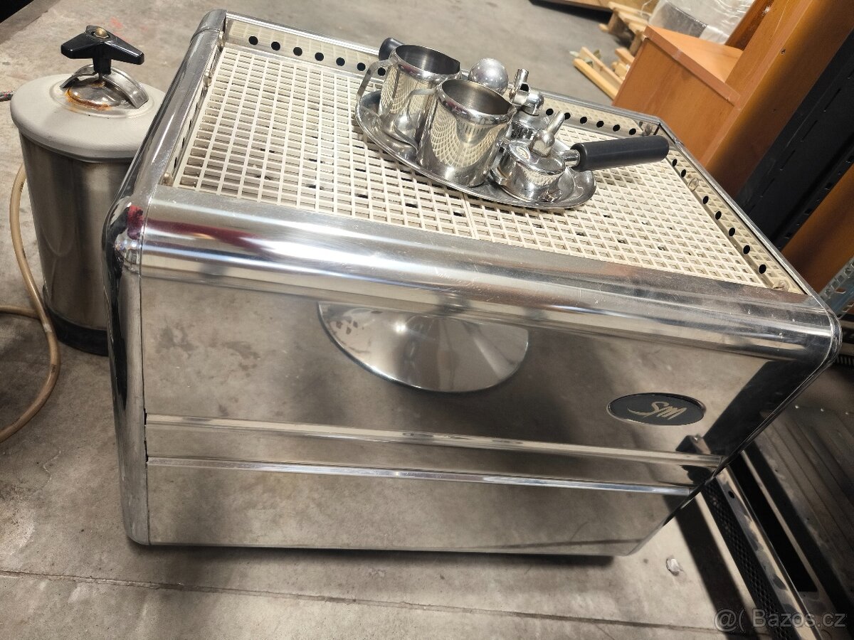 Pákový kávovar San Marco 85e - 3