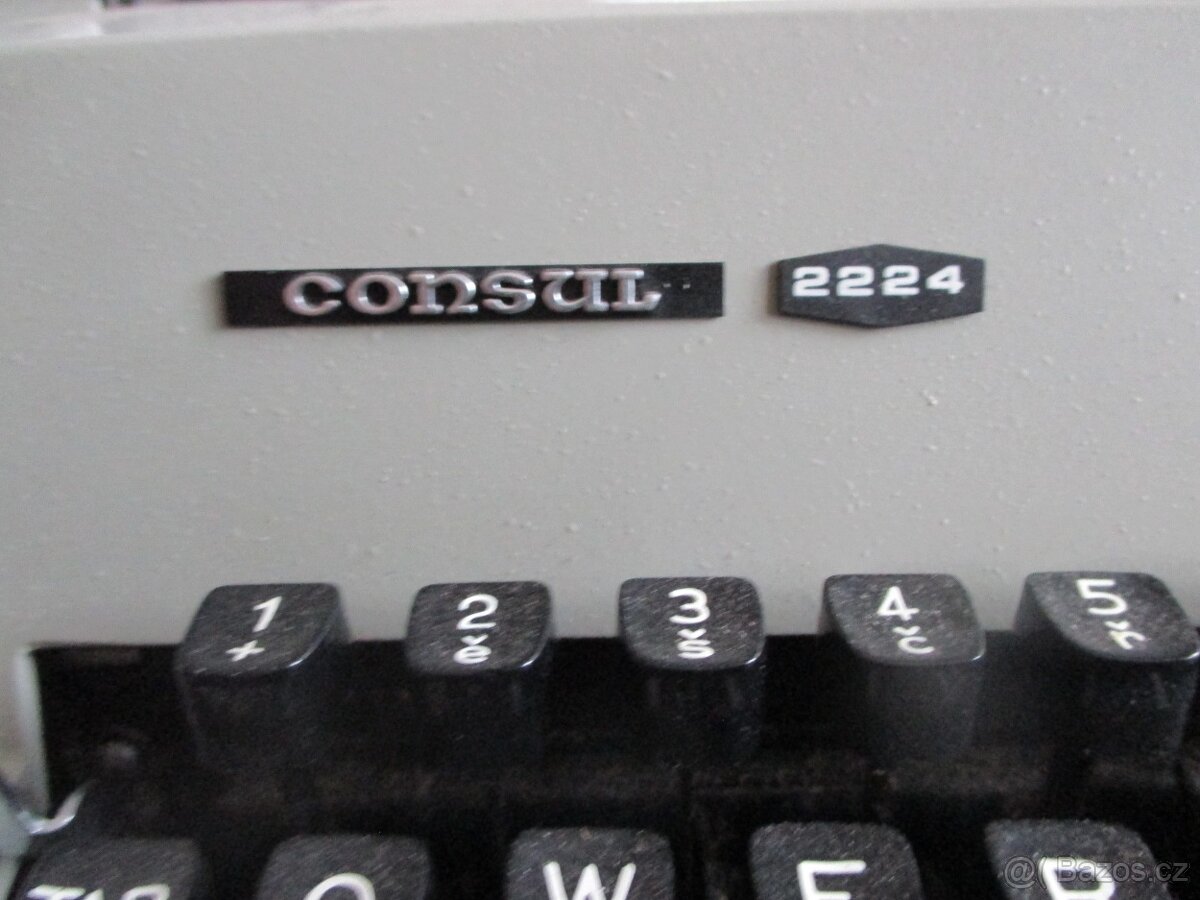 Psací stroj Consul - 3