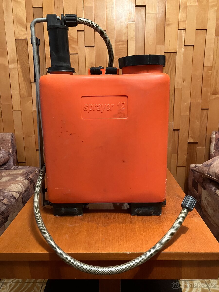 Zahradní posřtikovač 12l - 3