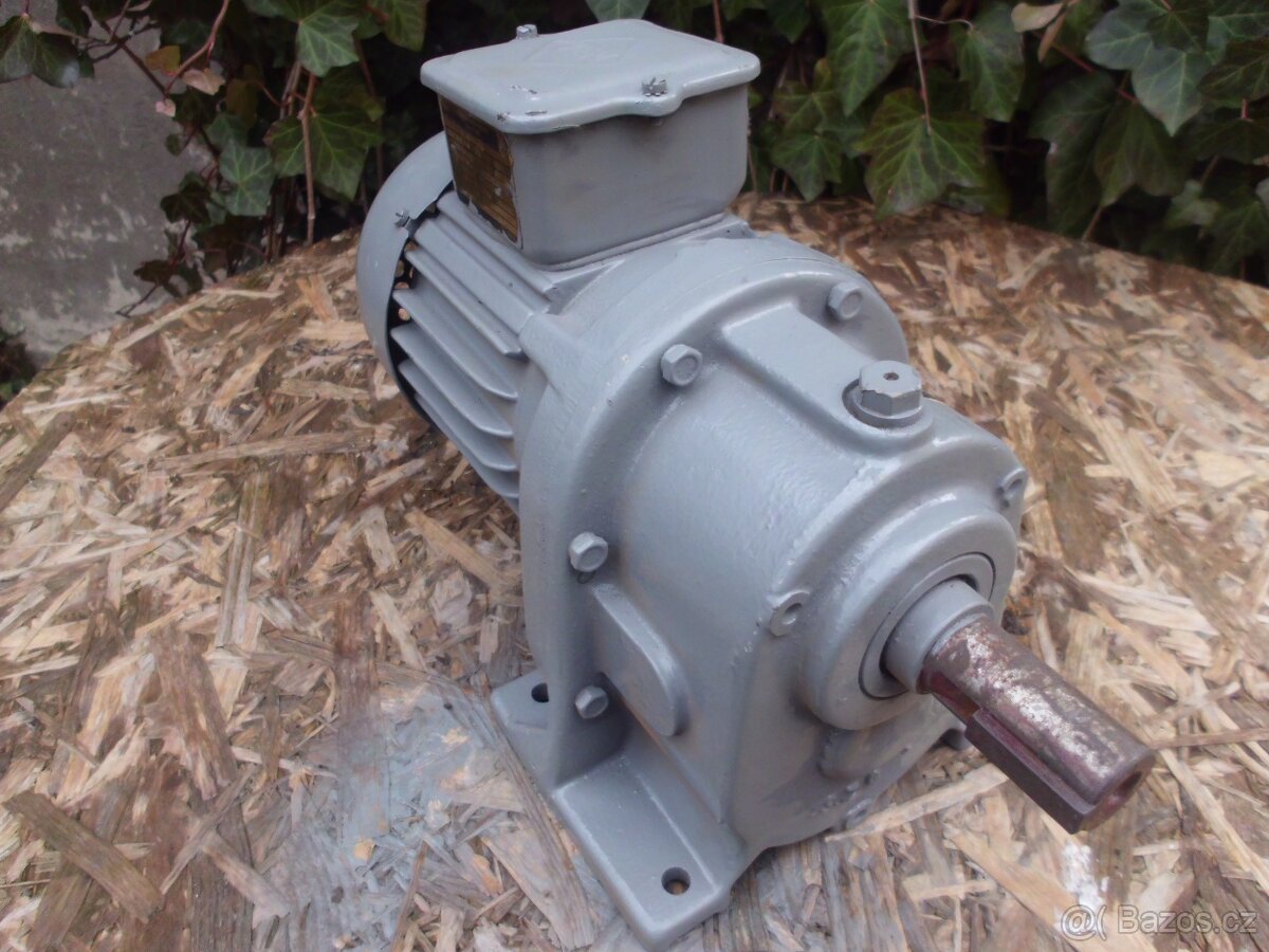 Prodám motor s převodovkou - 3