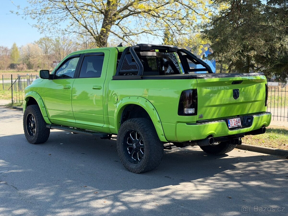 Dodge Ram Sport 2017 5.7 hemi 4x4 - 3