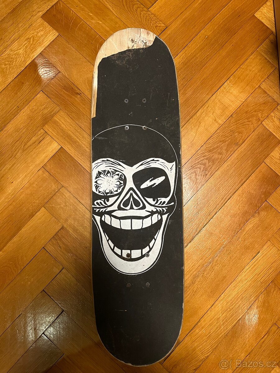 Skateboard - 3