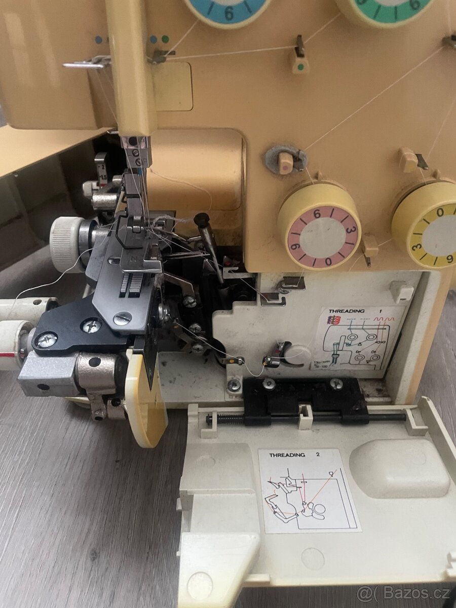 Domácí overlock - 3