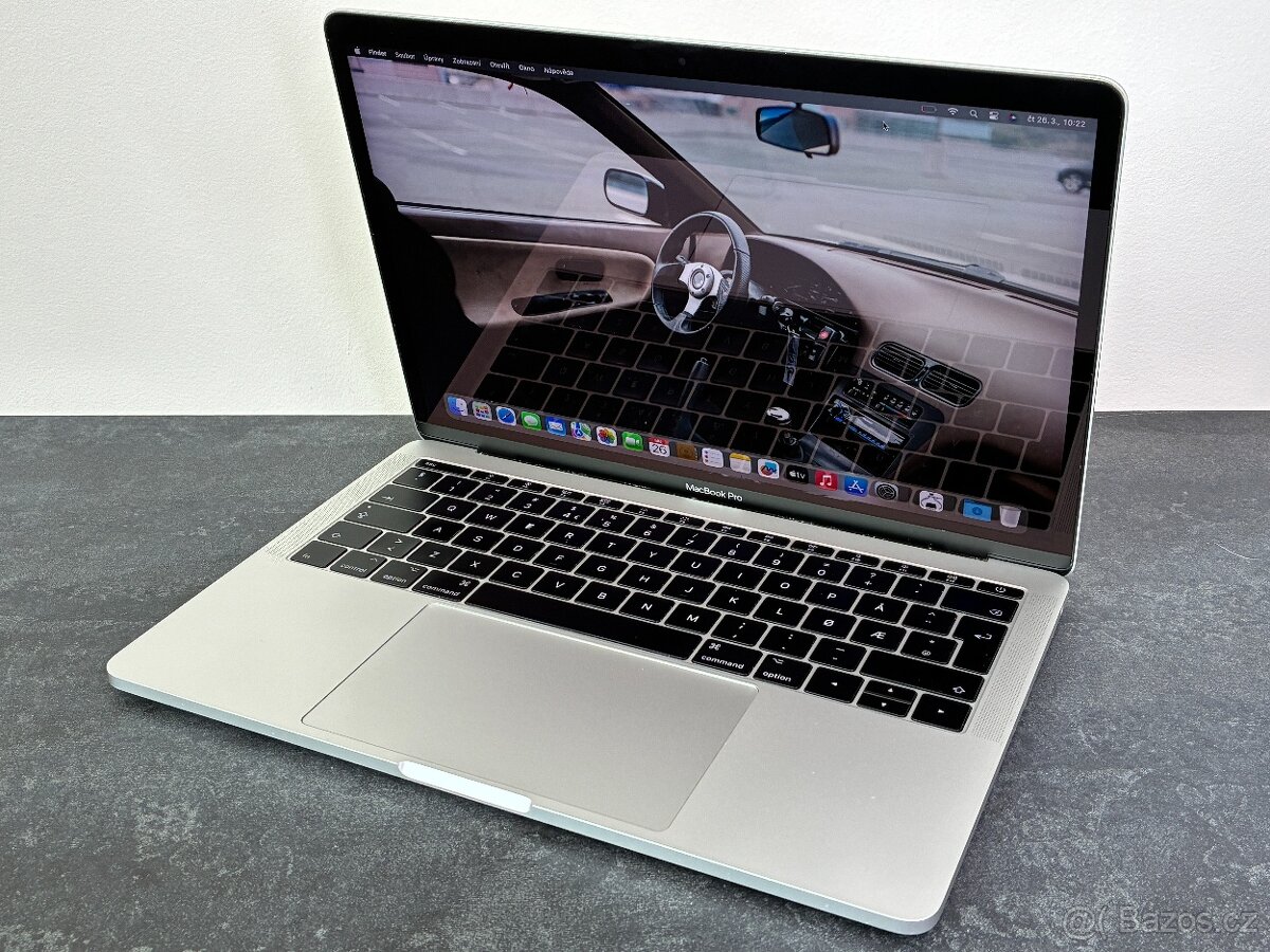 MacBook Pro 13'' 2017 / i5 / 8GB / 256GB SSD - DPH - 3