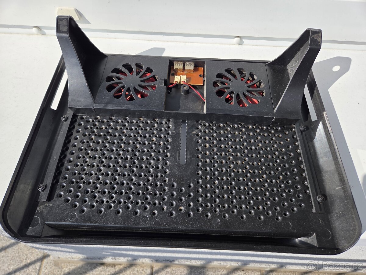 Chladící podložka pod notebook - 3