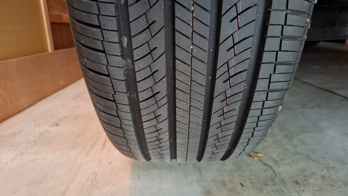 Prodám nové pneu NEXEN 245/45 R20 - 3