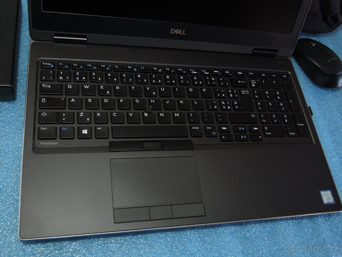 Dell Precision 7540 IPS 6.Jádro i7 1.5TB Quadro RTX3000 32GB - 3