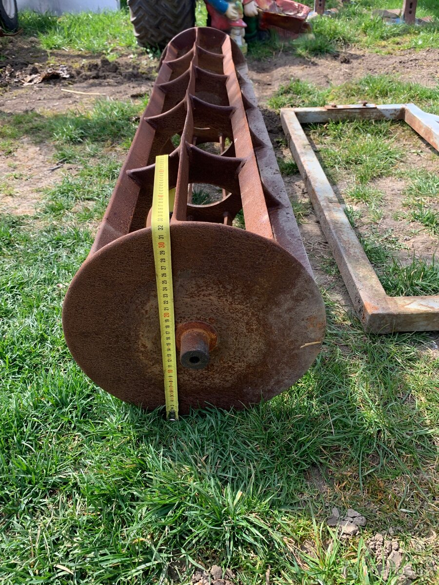 Prodám za malotraktor drtič hrud. - 3