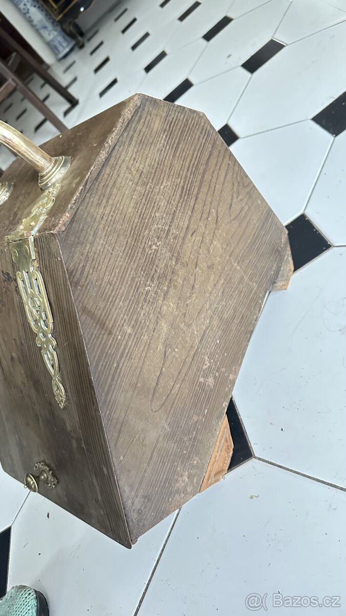 Starožitný, secesní uhlák - 3