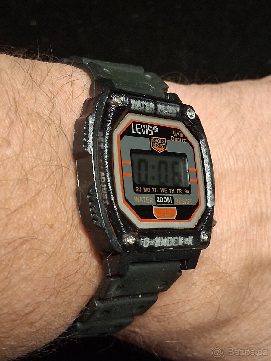 Digitální hodinky LEVIS - 3