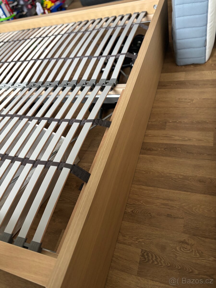 Postel Ikea Malm 180x200 - 3