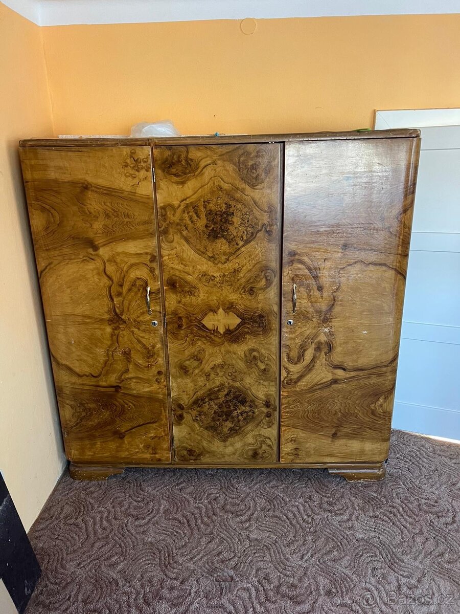 Skříň v dobrém stavu - 3