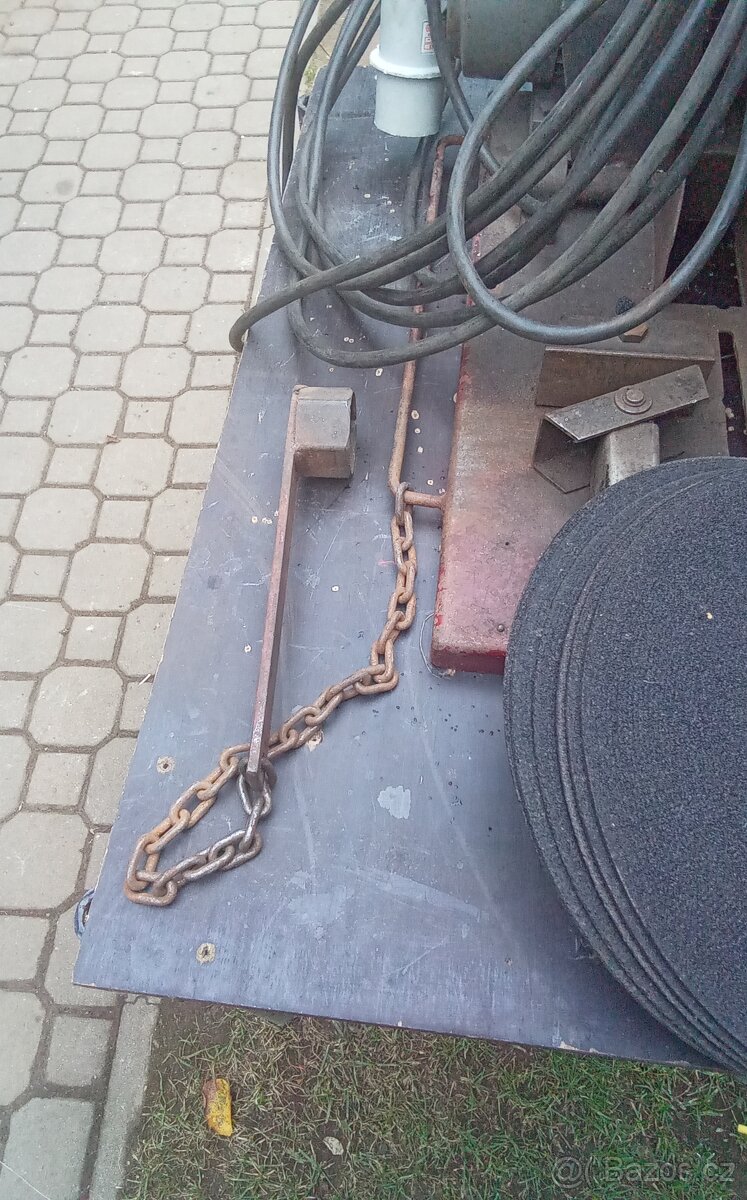 STOLNÍ KOTOUČOVÁ PILA NA KOV - 3