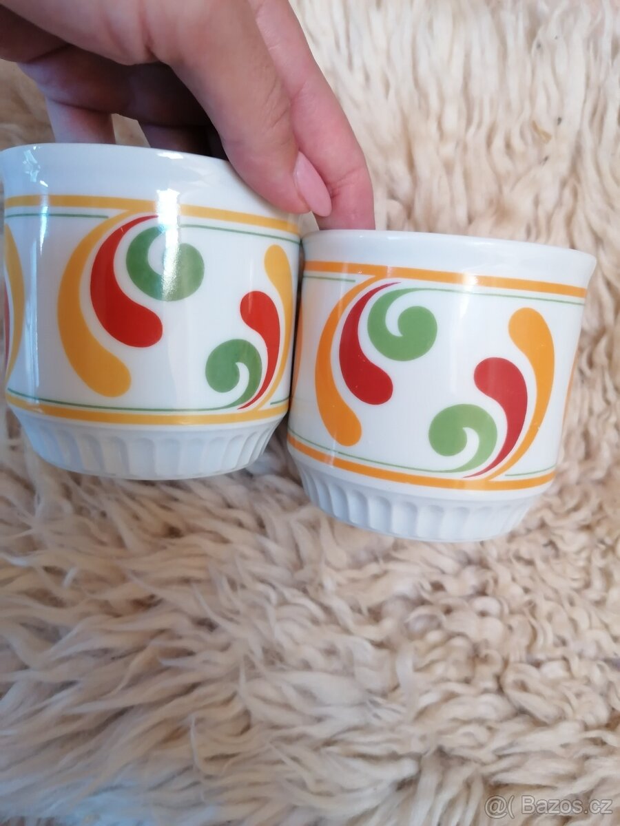 Retro hrnečky - 3