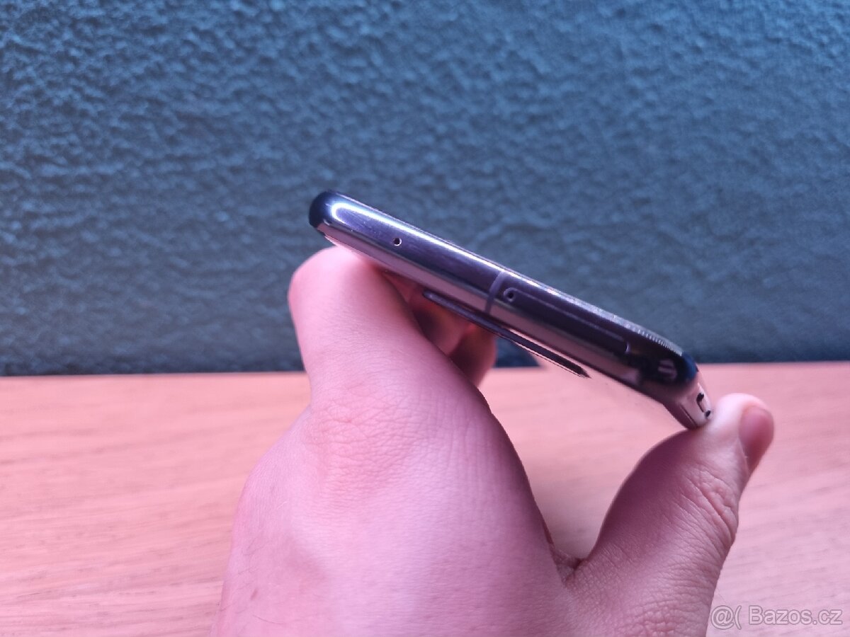 Samsung Galaxy S10e - 3