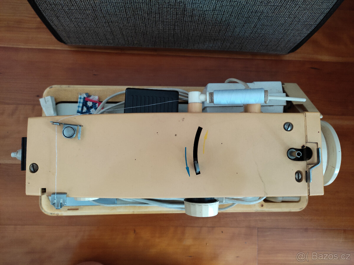 šicí stroj Veritas - 3