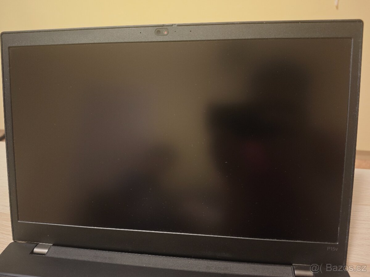 Prodám Lenovo ThinkPad P15v - 3