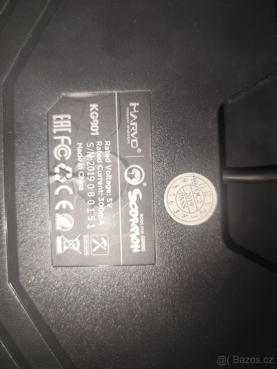 Mechanická herní klávesnice MARVO KG901 - 3