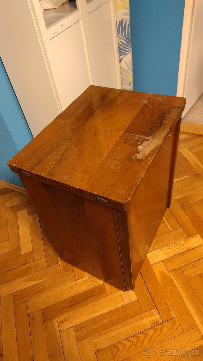 Šicí stroj Lada 233 - 3