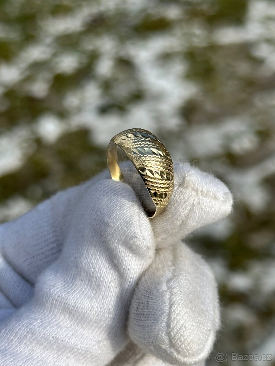 Zlatý prsten 1,22g - 3