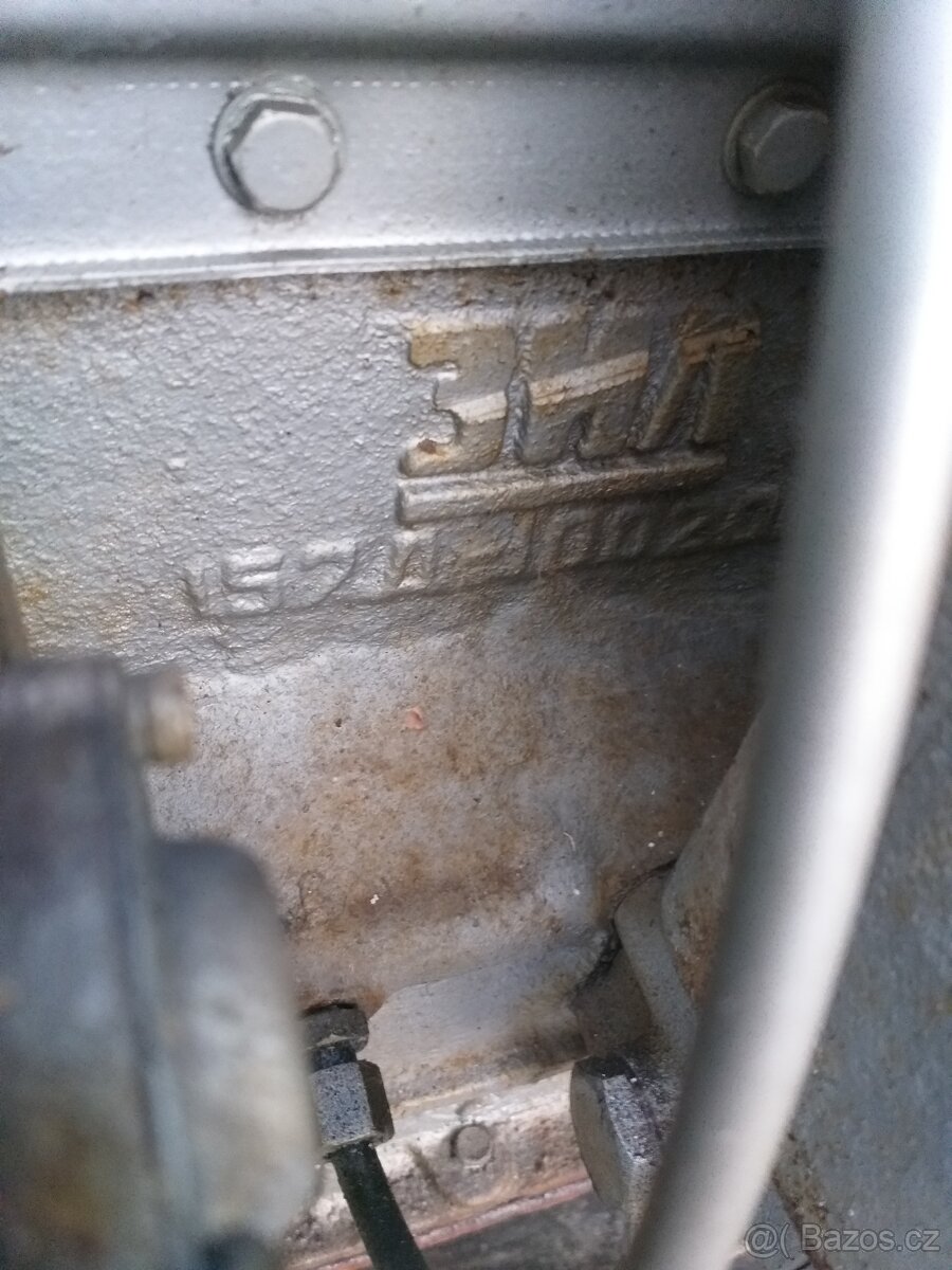 ZIL 157 Nový motor - 3