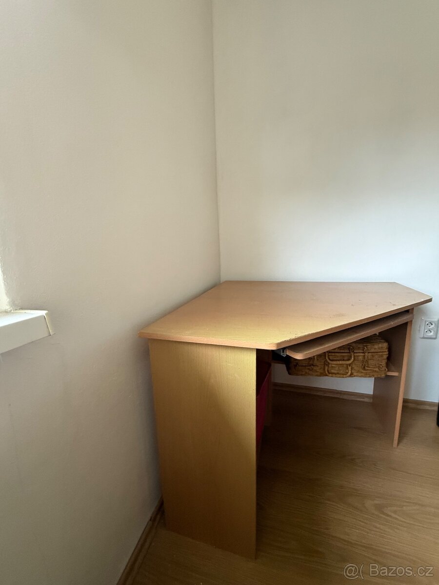 Psací stůl dětský rohový daruji - 3