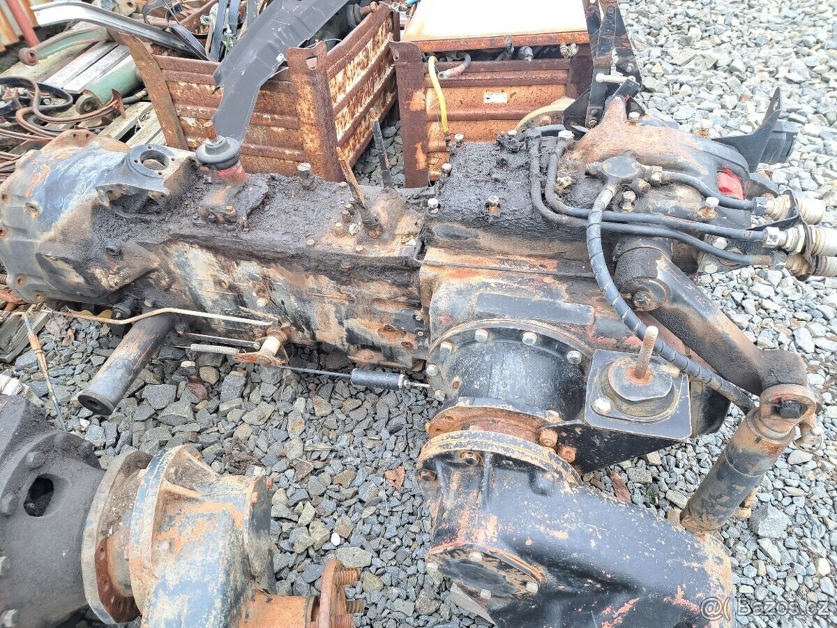 Zetor uřI převodovka i rozvodovka - 3
