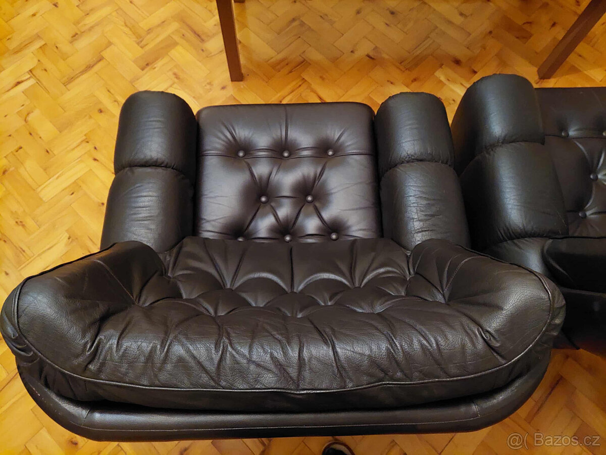 Kožený gauč a 2 křesla - 3